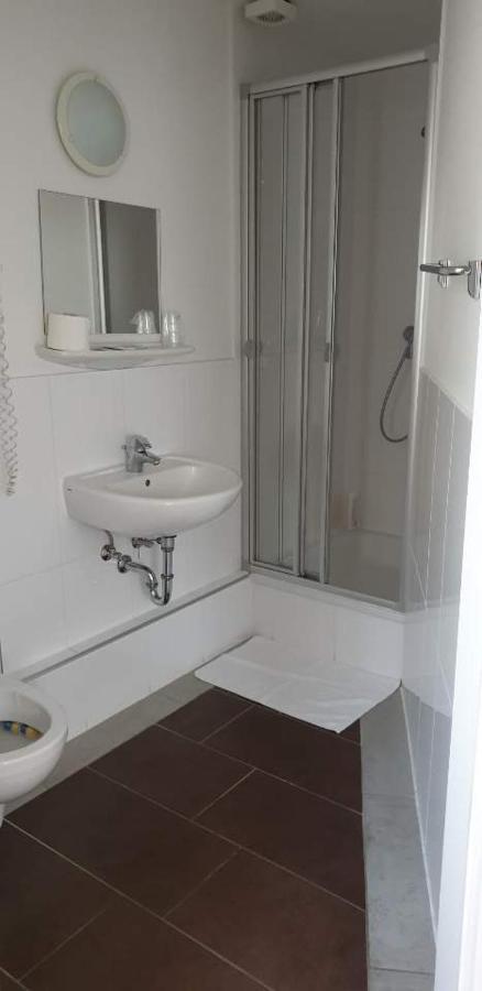 Hotel Kriftelerhof Dış mekan fotoğraf