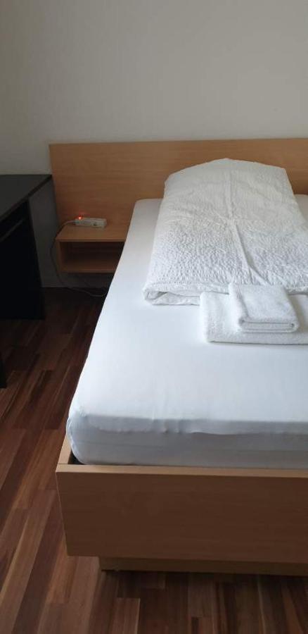 Hotel Kriftelerhof Dış mekan fotoğraf