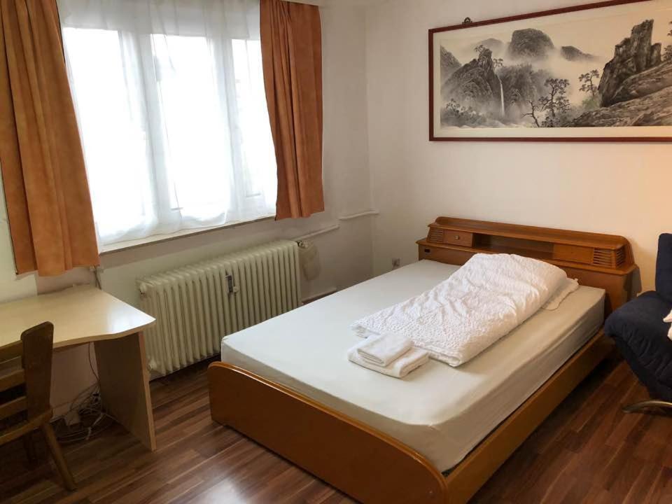 Hotel Kriftelerhof Oda fotoğraf